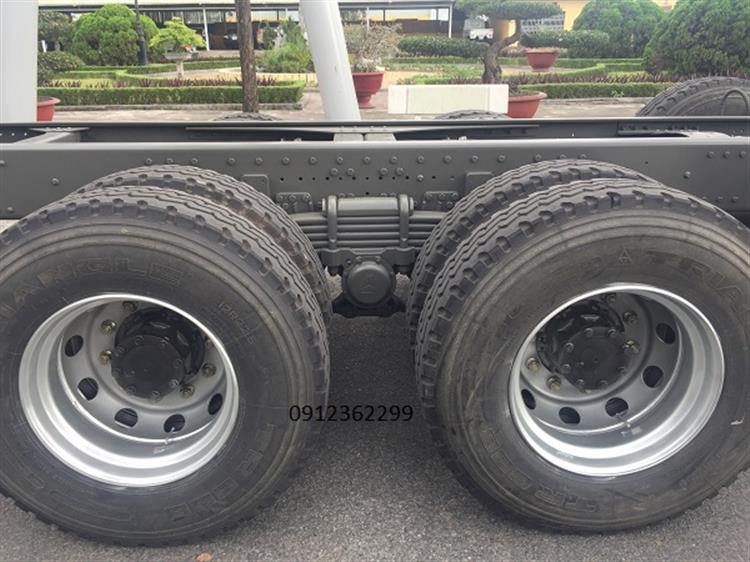 	Xe tải thùng Howo 4 chân 336hp